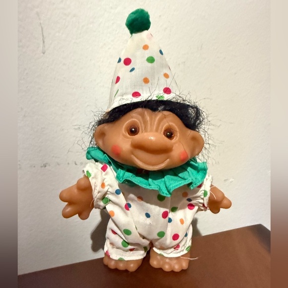 Vintage Dam 1986 Set of 2 Orange Hair Troll Doll Clown Figure Black Hair Troll - Picture 4 of 7